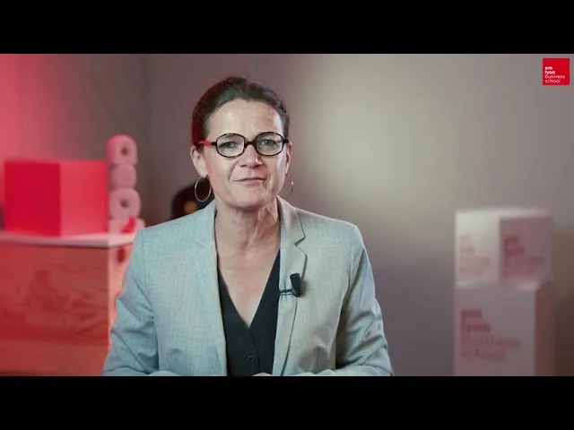 Preview image for the gge video "Isabelle Huault - Signature de la Charte de l'Autre Cercle". Preview image for the gge video "Isabelle Huault - Signature de la Charte de l'Autre Cercle".