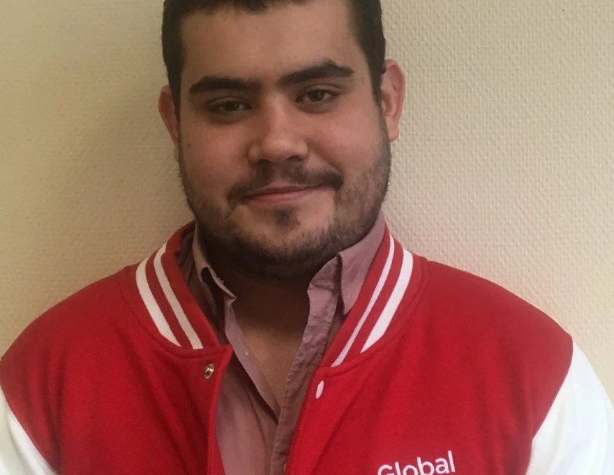 Simon MOREAU, étudiant du Global BBA Simon MOREAU, étudiant du Global BBA