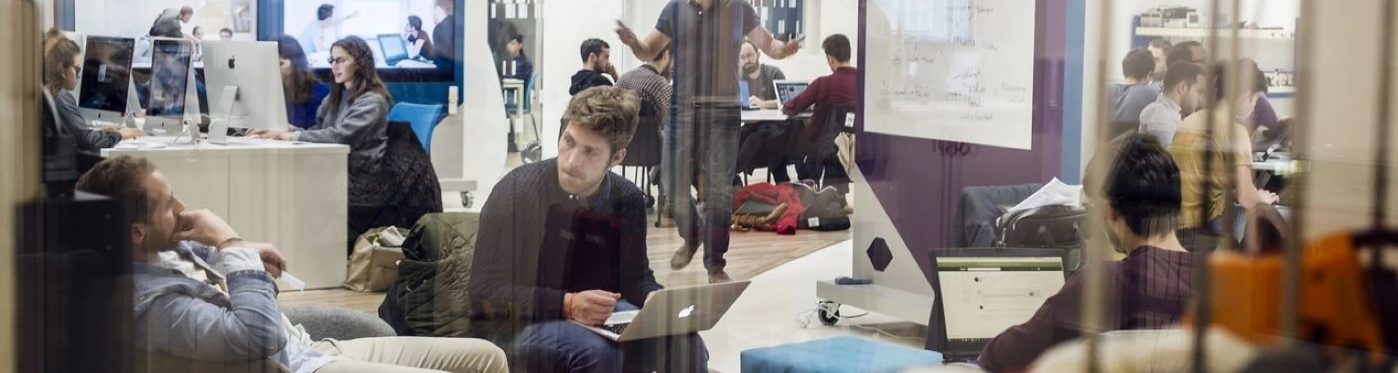 Le UX-Design Sprint : projet étudiant de 2e année du Global BBA Le UX-Design Sprint : projet étudiant de 2e année du Global BBA