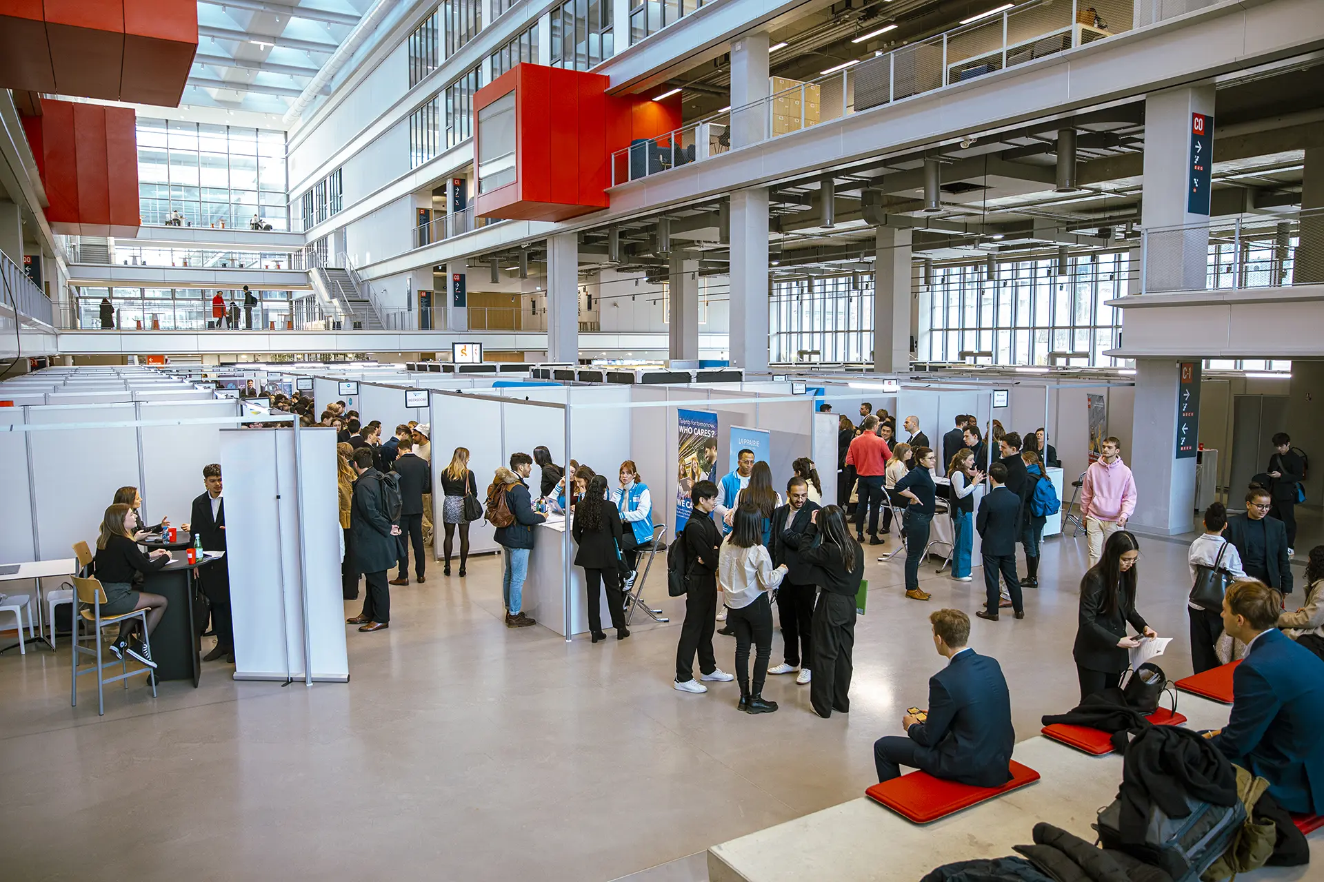 Comment mieux recruter pour les entreprises : les clés pour s'adapter à la Génération Z Comment mieux recruter pour les entreprises : les clés pour s'adapter à la Génération Z