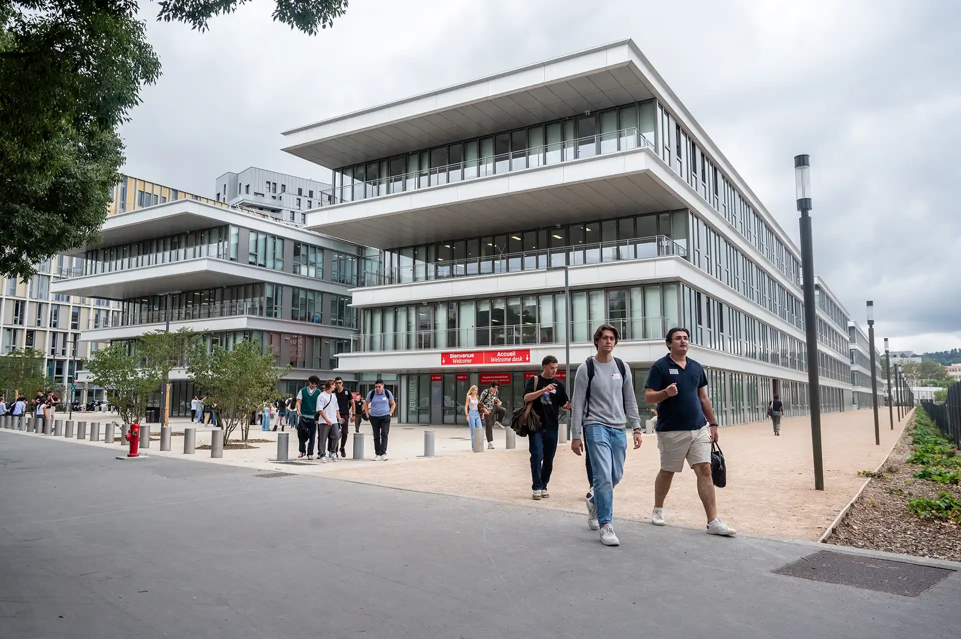 Mission et raison d'être - emlyon business school Mission et raison d'être - emlyon business school