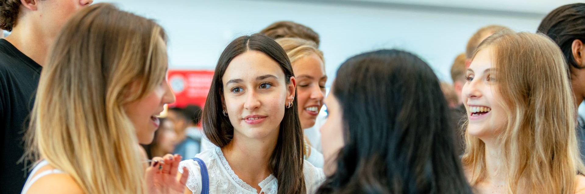 meet-us-campus-emlyon meet-us-campus-emlyon