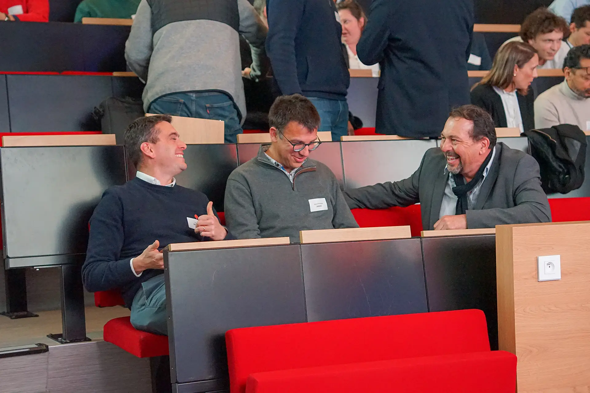 Mémoire Executive MBA : retour d'expérience de 3 diplômés" Mémoire Executive MBA : retour d'expérience de 3 diplômés"