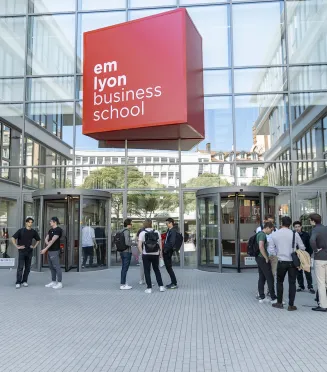 Le campus de Lyon - emlyon business school