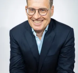 Dr. Frédéric Delmar - Global DBA - emlyon