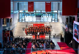 La soirée dédiée à la remise des diplômes - emlyon business school