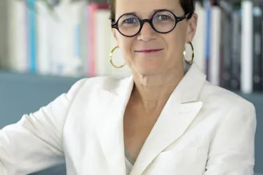 Isabelle Huault - emlyon business school Isabelle Huault - emlyon business school