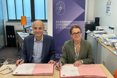 emlyon s'associe à l’Académie diplomatique et consulaire emlyon s'associe à l’Académie diplomatique et consulaire