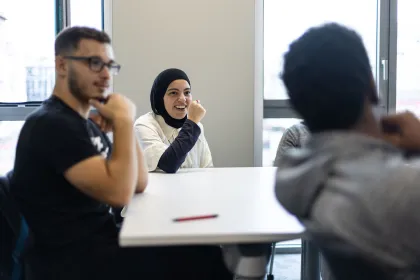 Ancien apprenant la toile