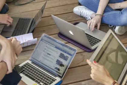 Caroline Ducelliez - étudiante Programme Grande Ecole en mission internationale au Cambodge