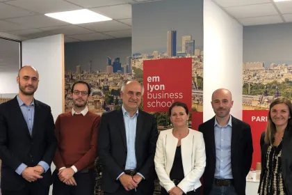 bandeau-emlyon-carbone-4