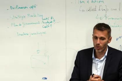 Manager les entre-deux : derrière les contradictions un monde d’opportunités