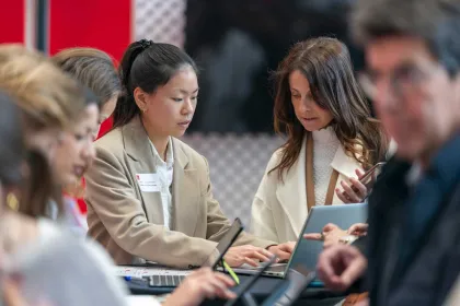 Alumni et étudiants au finance &amp; consulting forum