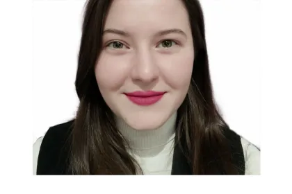 Camille s’est réorienté vers le Parcours Européen - Triple Diplôme d’emlyon. Découvrez son parcours Camille s’est réorienté vers le Parcours Européen - Triple Diplôme d’emlyon. Découvrez son parcours