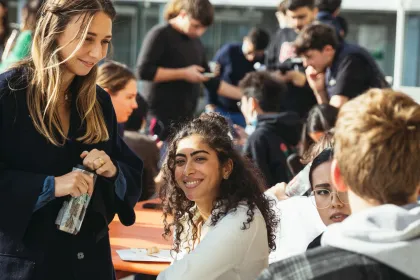 emlyon business school obtient le label DD&RS emlyon business school obtient le label DD&RS