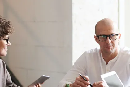 emlyon rejoint l'initiative #StOpE Stop au sexisme Ordinaire en Entreprise