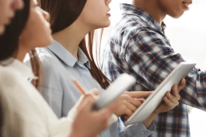 Intégrer une école de commerce après un bac+3