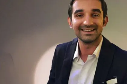 Ahmed came from Pakistan to join emlyon business school, learn why!