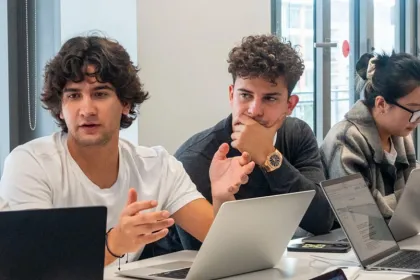 Différence entre bachelor et licence