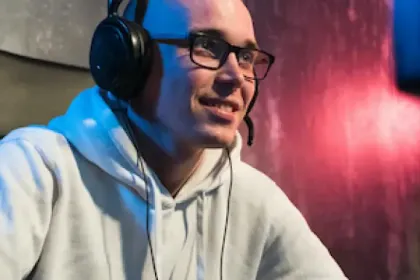 emlyon business school Offers eSports Courses To Master's Students