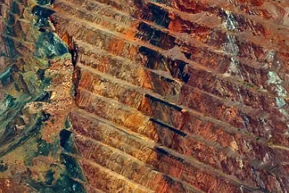 Ethical Practices in the Luxury Industry: From Edge to Core