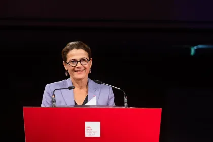 Isabelle Huault reconduite à la tête d’emlyon business school  pour un deuxième  mandat