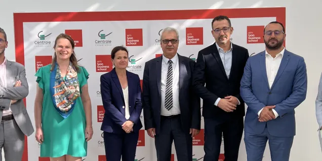 emlyon business school et l’École Centrale Casablanca signent un partenariat pour promouvoir une collaboration éducative et culturelle commune au Maroc emlyon business school et l’École Centrale Casablanca signent un partenariat pour promouvoir une collaboration éducative et culturelle commune au Maroc