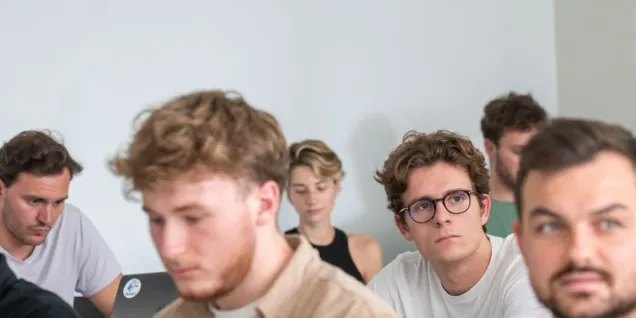 Data engineer : fiche métier | emlyon Data engineer : fiche métier | emlyon