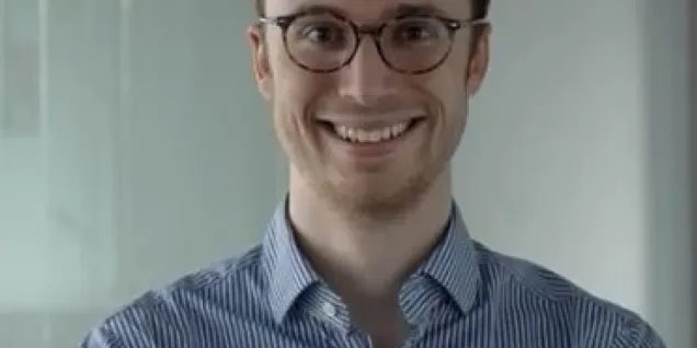 Human Postcard : Aurélien Bresson