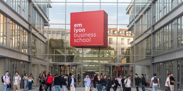 Qui sommes nous ? - emlyon business school