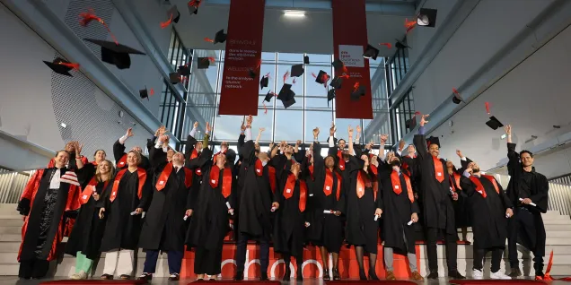emlyon célèbre ses diplômés des promotions 2024