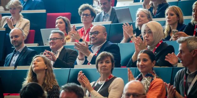 emlyon s'associe à l’Académie diplomatique et consulaire en faveur de l’hybridation des disciplines emlyon s'associe à l’Académie diplomatique et consulaire en faveur de l’hybridation des disciplines