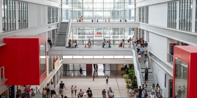 Le cœur battant du campus de Lyon - emlyon business school