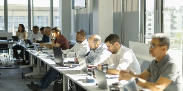 Un groupe d’étudiants de l'Executive MBA d'emlyon business school