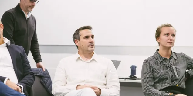 Des étudiantes et étudiants de l'Executive MBA d'emlyon business school