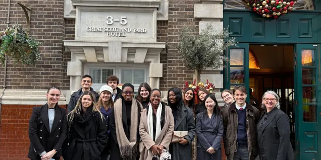 Les étudiants du MSc Hospitality Management explorent les hôtels de Londres et découvrent le service et l’expérience client sur le terrain