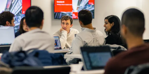 Des participants du Programme Grande École d'emlyon business school