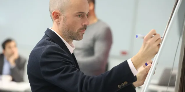 Professeur Chercheur Thomas Gauthier - emlyon business school