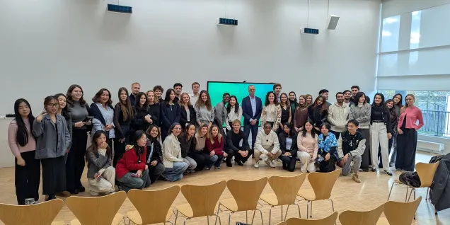 Marketing &amp; Business Development : séminaire international en Europe des étudiants d'emlyon business school