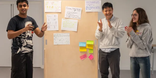 Des étudiantes et étudiants du makers' lab d'emlyon business school