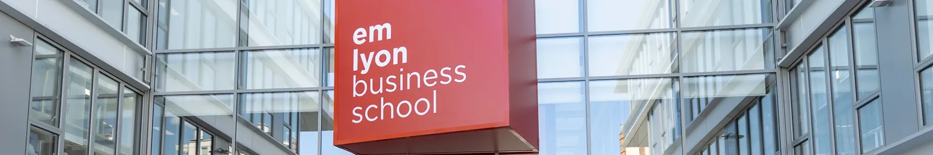 Le campus de Lyon - emlyon business school