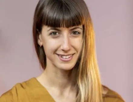 Carla-Tur-Mel-lo-emlyon-imba-graduate Carla-Tur-Mel-lo-emlyon-imba-graduate
