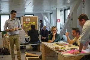 Campus SOCTEC : 450 Managers Formés par emlyon en 24 Mois 3 Campus SOCTEC : 450 Managers Formés par emlyon en 24 Mois 3