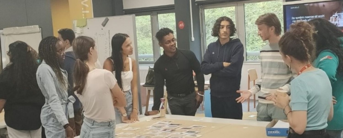 L'École d'été, un séminaire pour réussir ses études supérieures L'École d'été, un séminaire pour réussir ses études supérieures