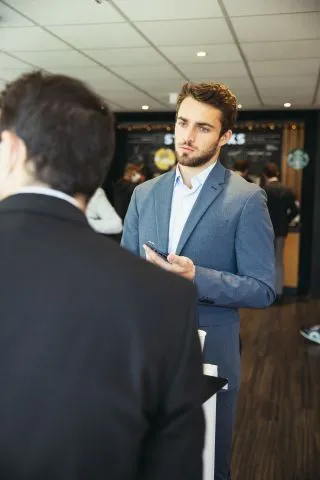 Trop de jeunes entrepreneurs ignorent les signaux d’alerte financiers jeunes entrepreneurs