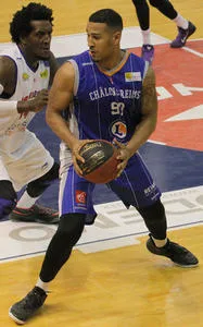 Gary Florimont Gary Florimont jouant au Basket