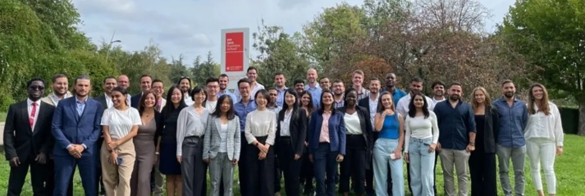 a cohort with 19 different nationalities a cohort with 19 different nationalities