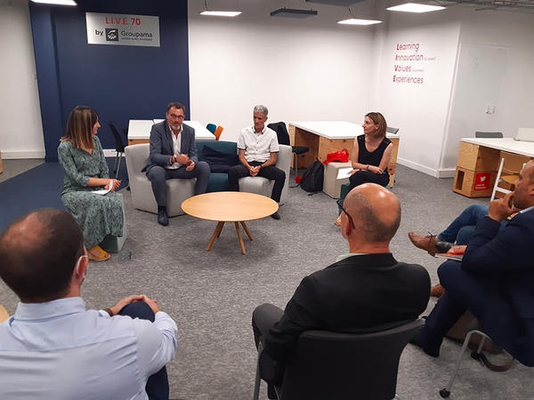 Image de la salle de retours d'expériences executive mba emlyon