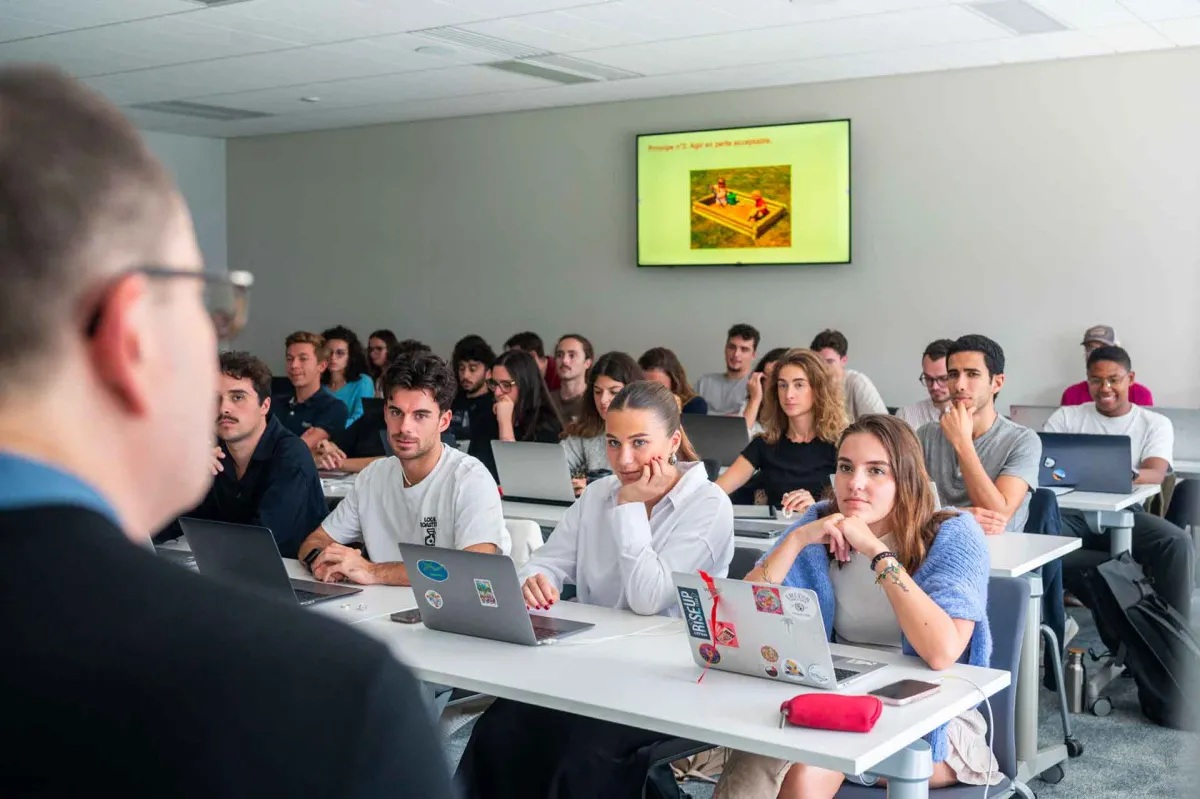 Formation initiale emlyon business school
