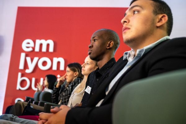 visuels_decouvrir-emlyon